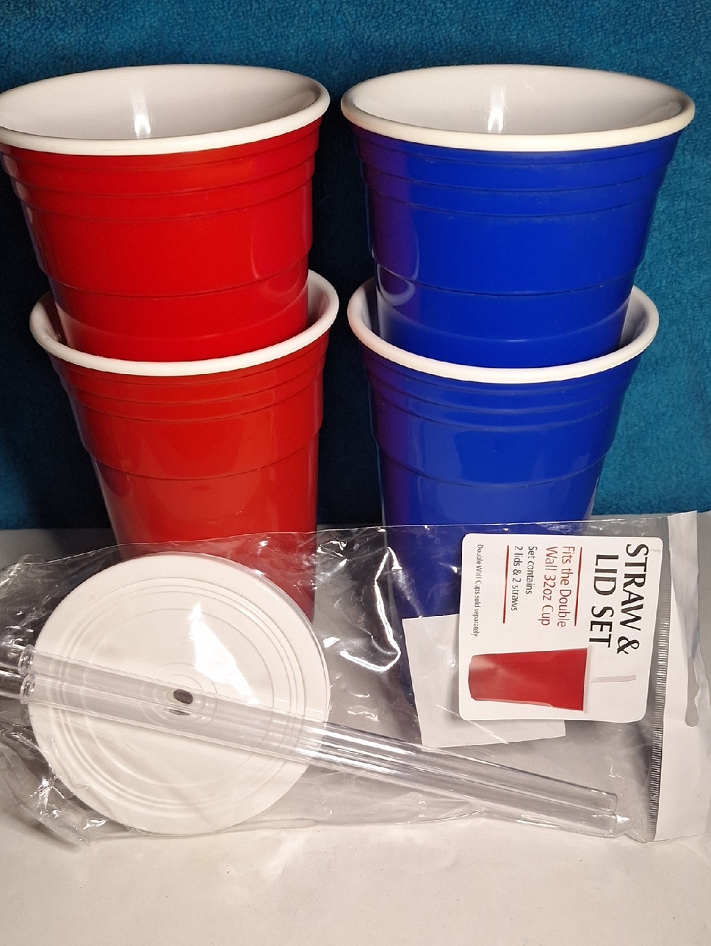 4 Reusable Party Cups, Venti Size Solo Cups, Insulated Party Cups, Large Cup - Picture 5 of 9